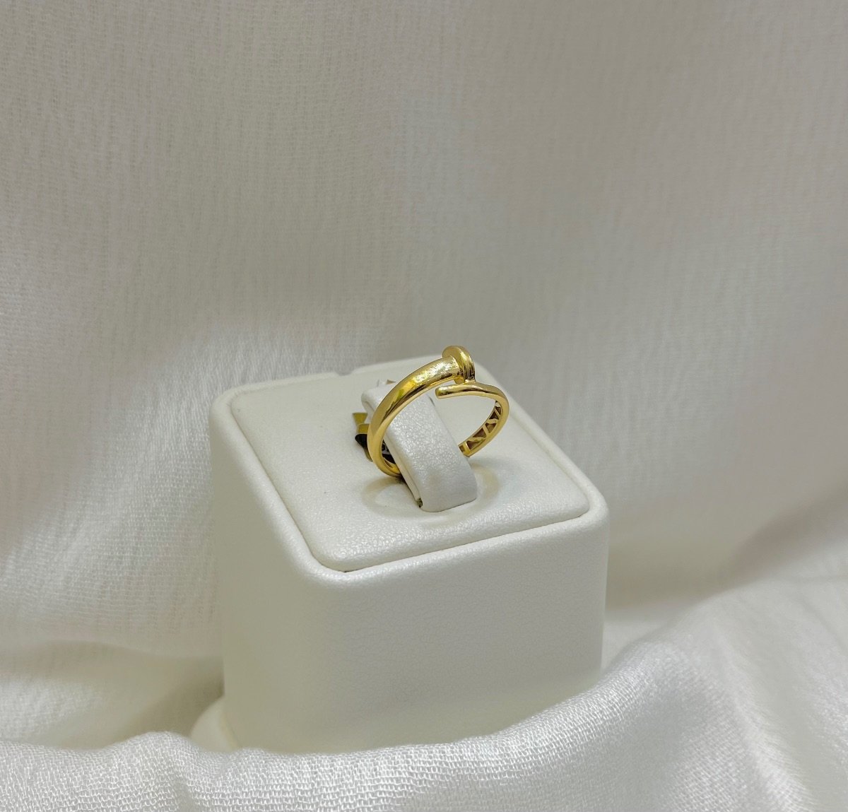 خاتم — كيرمينا — عيار 18 — صورة 1